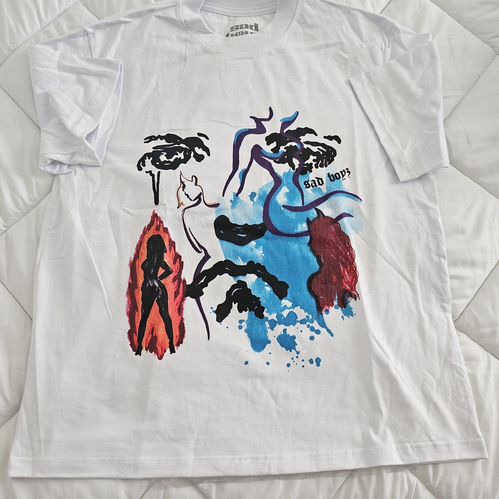 White Graphic Short Sleeve Tee with Multicolor Abstract Face